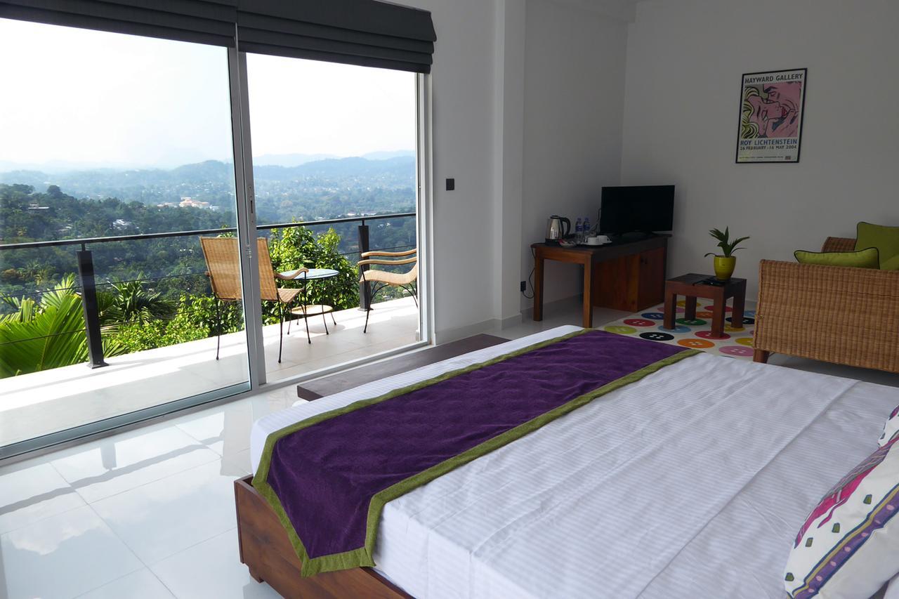 390 Villa Vista Канди Екстериор снимка