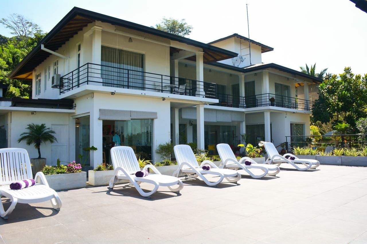 390 Villa Vista Канди Екстериор снимка